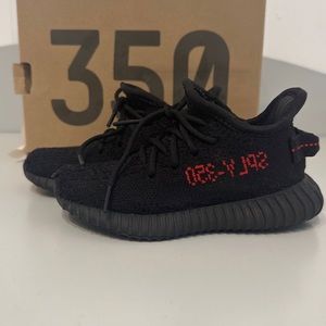 Yeezy 350 Boost Black/Red Size 7k Infant/Toddler